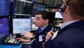 موجة البيع في الأسهم الأمريكية تتفاقم بفعل قلق المستثمرين