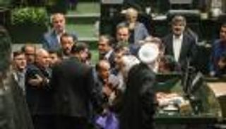 روحاني: "الريال" خسر ثلثي قيمته والعقوبات تضر النمو الاقتصادي