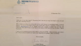 طفل يصمم بدلة جاسوس للمخابرات البريطانية.. و"إم آي 5" ترد