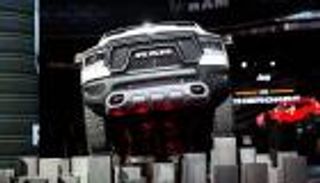 أقوى 10 شاحنات بيك آب لعام 2018