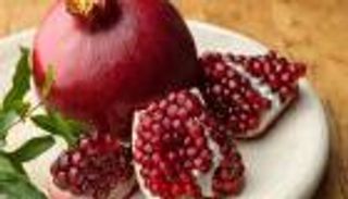 5 أنواع من الفواكه تساعد على حرق الدهون