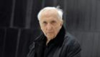 متحف اللوفر بباريس يكرم الفنان الفرنسي بيار سولاج لبلوغه 99 عاما