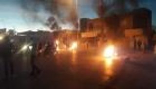 وفاة صحفي تونسي أضرم النيران في نفسه احتجاجا على سياسات الإخوان