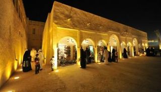 سوق القيصرية مقصد زوار الجنادرية