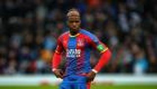 عرض صيني ضخم لأحد نجوم البريمييرليج