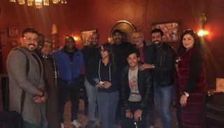 بعض أعضاء فريق عمل مسلسل "أيام العسل"