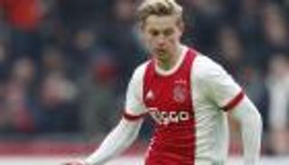 تقارير.. دي يونج يختار برشلونة