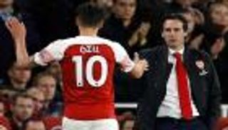 إيمري يستبعد أوزيل من مواجهة ليفربول