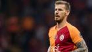 رحلة المالديف تعصف بمستقبل لاعب جالاطا سراي