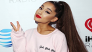 أريانا جراندي تلغي حفلها الموسيقي في لاس فيجاس بسبب مرضها