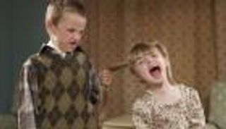 دراسة: العدوانية تبدأ لدى الأطفال مبكرا ويمكن تجنبها خلال فترة الحمل