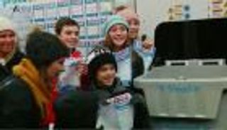 بالصور.. سكان نيويورك يشاركون في فعالية تمزيق ذكريات 2018 السيئة