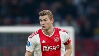 ماتياس دي ليخت 