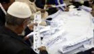 ائتلاف رئيسة وزراء بنجلاديش يفوز بالانتخابات.. والمعارضة ترفض 