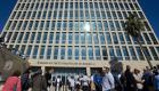 الأمريكيون يعودون من كوبا بأعراض غريبة.. ما القصة؟