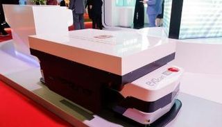 مركبة "إيفوكارت" الذكية