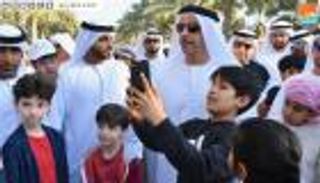 سيف بن زايد يشارك في فعالية "نمشي معاً"