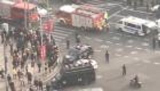 سيارة تصدم حشدا من المارة في الصين