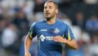 الجزائري مهدي لحسن ينتقل إلى ملقا