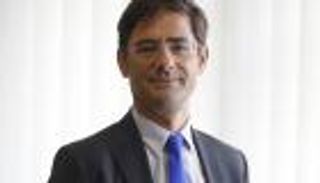 مصرفي فرنسي يعترف بالتحايل على العقوبات الأمريكية ضد إيران