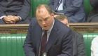 بريطانيا تتوعد الأثرياء الروس المتورطين في فساد بالملاحقة