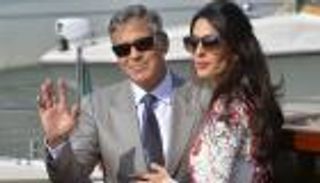 جورج كلوني يحتفل بعيد مولد زوجته على طريقته الخاصة