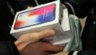 عطل جديد يضرب آيفون X يمنع مستخدميه من الرد على المكالمات