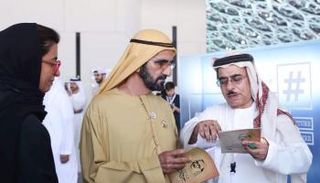 الشيخ محمد بن راشد آل مكتوم خلال مشاركته في "خلوة مستقبل الثقافة"
