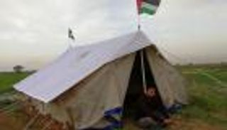 غزة.. مسيرة العودة الكبرى تبدأ بخيمة