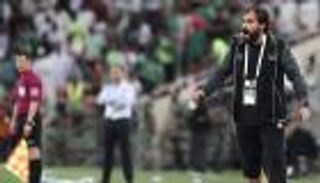 الاتحاد السعودي لكرة القدم يعاقب الأهلي والشباب والاتحاد ومدربه