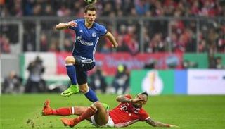 ليون جورتزكا ضد بايرن