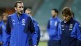 كيلليني: تدريبات "الشرطي" كونتي مميتة للاعبين