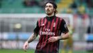 يوفنتوس يستهدف التعاقد مع مدافع ميلان