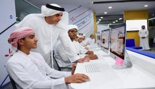 الشيخ سيف بن زايد آل نهيان يفتتح مركز الابتكار