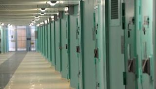 السجن المحتجز فيه طارق رمضان فلوري-ميروجيس