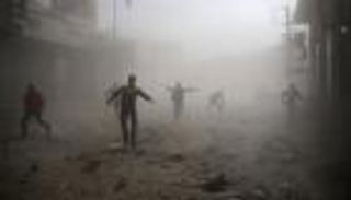 36 قتيلا مدنيا حصيلة جديدة لغارات قوات الأسد على الغوطة