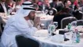 جورج بوش: محمد بن زايد مفكر استراتيجي وصاحب رؤية ثاقبة تستشرف المستقبل