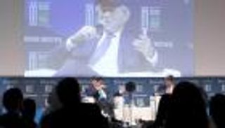 جورج بوش يتهم روسيا بالتدخل في انتخابات الرئاسة الأمريكية