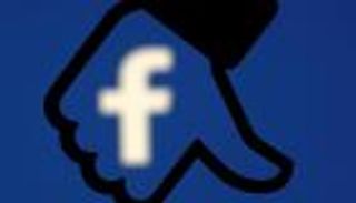 فيسبوك يختبر زر "داون فووت" للمنشورات المسيئة