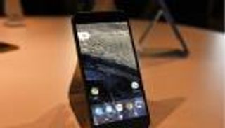 مقاضاة جوجل بسبب أعطال هاتف "بيكسل"