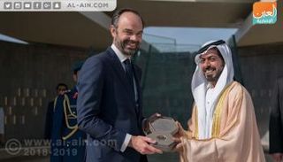 الشيخ خليفة بن طحنون ورئيس وزراء فرنسا في واحة الكرامة