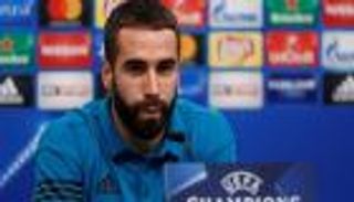 كارباخال يقلق جماهير ريال مدريد قبل مواجهة سان جيرمان