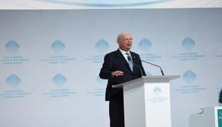 كلاوس شواب مؤسس ورئيس المنتدى الاقتصادي العالمي "دافوس"