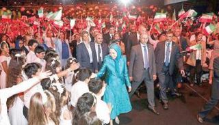 مؤتمر سابق للمعارضة الإيرانية في باريس