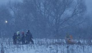 صورة من مكان تحطم طائرة الركاب الروسية- وكالات