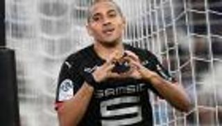 وهبي الخزري يواصل تألقه بهدف في ليون