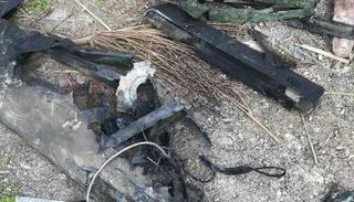 حطام الطائرة الإيرانية بدون طيار التي أسقطتها إسرائيل