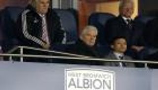 قاع "البريمييرليج" يتسبب في الإطاحة برئيس وست بروميتش