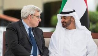 الشيخ محمد بن زايد يستقبل رئيس مجموعة "بي إن بي باريبا" 