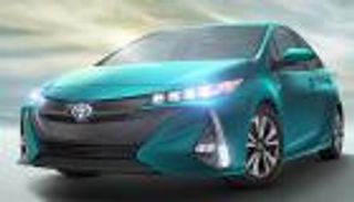 تويوتا تبيع 1.52 مليون مركبة كهربائية في 2017